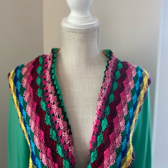 EUC Double Zero Green Cotton Blend Cardigan w Rainbow Crocheted Trim - Picture 2 of 8